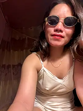 Snapshot of Han_Han20 chatting on 09-17-25, 02:24 Han Han20 online show from 09-17-25, 02:24