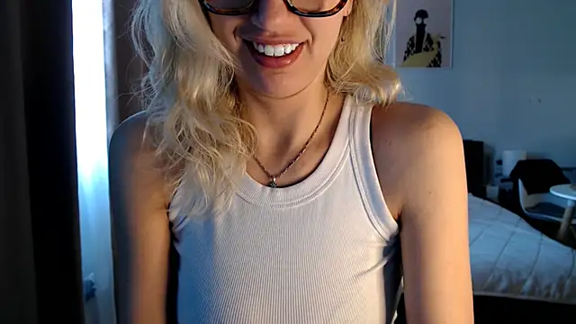 VivianCoke online show from 02-23-26, 10:12