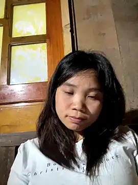 Ngoc-bbi online show from 12-16-25, 03:17