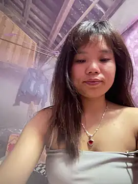 Snapshot of Ngoc-bbi chatting on 05-08-26, 02:39 Ngoc-bbi online show from 05-08-26, 02:39