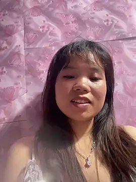 Snapshot of Ngoc-bbi chatting on 05-17-26, 12:19 Ngoc-bbi online show from 05-17-26, 12:19
