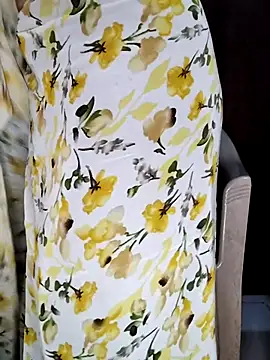 Savita2310 online show from 12-13-25, 08:47