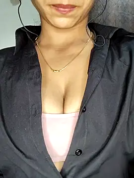 Savita2310 online show from 12-20-25, 02:46