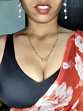 Savita2310 online show from 12-21-25, 04:14