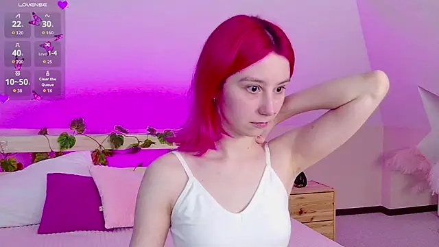 Snapshot of Liann_Stark chatting on 04-20-26, 06:38 Liann Stark online show from 04-20-26, 06:38