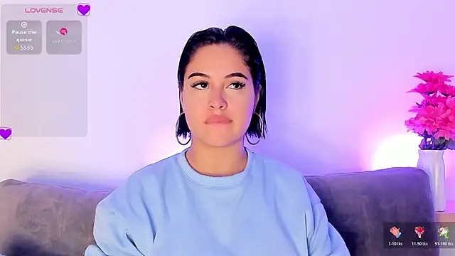 Snapshot of AnaLevii chatting on 01-12-26, 09:36 AnaLevii online show from 01-12-26, 09:36