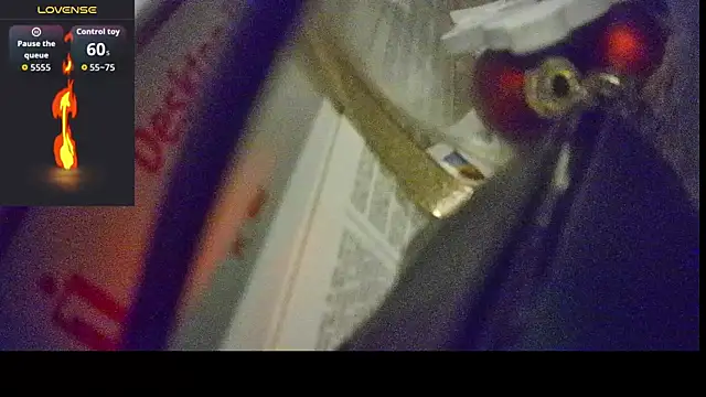 Snapshot of lovetoalwayscum chatting on 09-30-25, 09:42 lovetoalwayscum online show from 09-30-25, 09:42