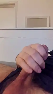 Snapshot of NewJoiner chatting on 03-26-26, 09:31 NewJoiner online show from 03-26-26, 09:31