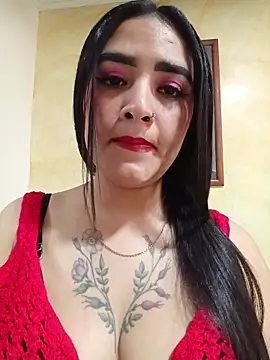 Snapshot of MAYE__13 chatting on 09-28-25, 02:33 MAYE 13 online show from 09-28-25, 02:33