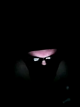 Snapshot of A2221aw chatting on 11-27-25, 04:36 A2221aw online show from 11-27-25, 04:36