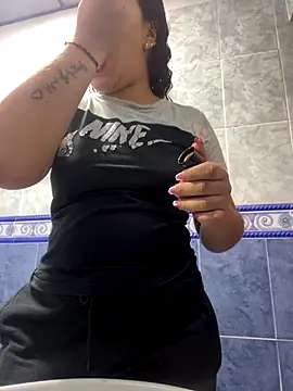 Victoria 606 online show from 01-08-26, 02:47