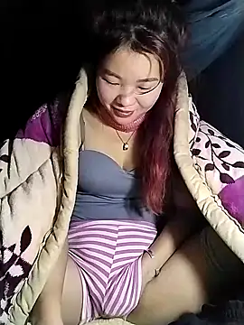 lylylove online show from 12-21-25, 08:16