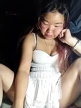 lylylove online show from 04-04-26, 02:10