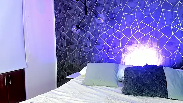 skailyn angels online show from 11-19-25, 04:45