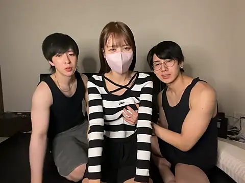 Snapshot of adult_king_69 chatting on 10-14-25, 01:01 adult king 69 online show from 10-14-25, 01:01