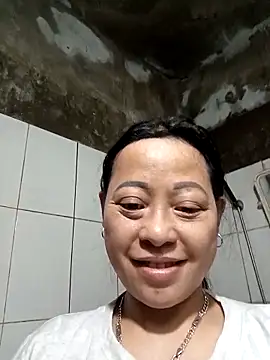 Sa2mh20 online show from 02-18-26, 01:07