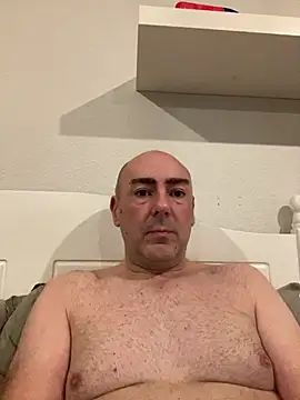 Snapshot of Richmcgee chatting on 02-21-26, 08:32 Richmcgee online show from 02-21-26, 08:32