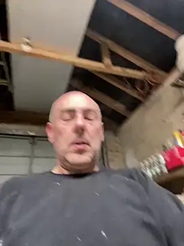 Richmcgee online show from 04-09-26, 07:19