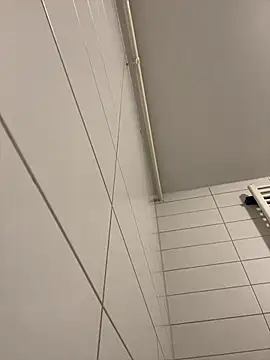 Snapshot of strmec chatting on 10-08-25, 03:31 strmec online show from 10-08-25, 03:31