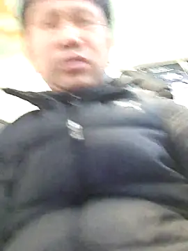 Snapshot of anggllaaa chatting on 12-19-25, 12:50 anggllaaa online show from 12-19-25, 12:50