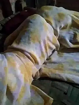 Snapshot of Hott_Nidhi chatting on 10-23-25, 06:13 Hott Nidhi online show from 10-23-25, 06:13