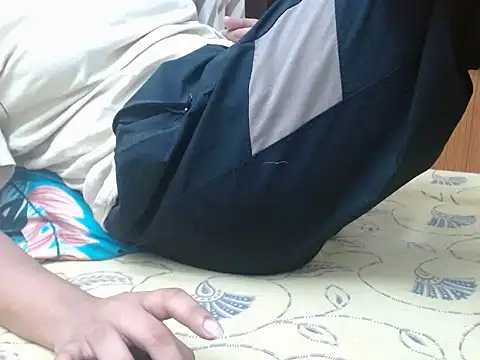 Snapshot of Vaani_Singha chatting on 09-30-25, 11:10 Vaani Singha online show from 09-30-25, 11:10