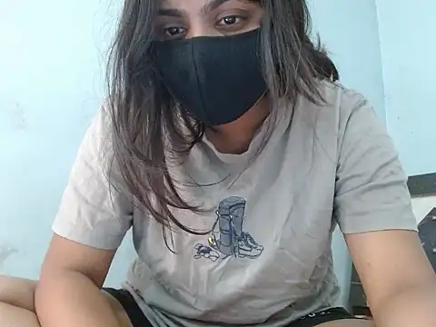 Snapshot of Vaani_Singha chatting on 10-26-25, 08:42 Vaani Singha online show from 10-26-25, 08:42