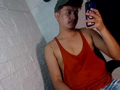 Snapshot of Tempting_jon chatting on 02-27-26, 07:08 Tempting jon online show from 02-27-26, 07:08