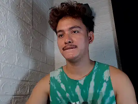 Snapshot of Tempting_jon chatting on 04-02-26, 03:59 Tempting jon online show from 04-02-26, 03:59