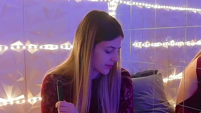 Aishha  online show from 01-09-26, 05:43