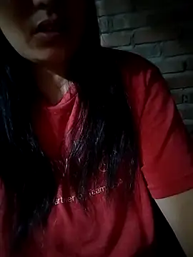 Snapshot of miss-su chatting on 05-23-26, 10:47 miss-su online show from 05-23-26, 10:47