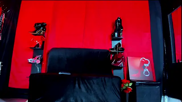 ArtemisaStone online show from 12-18-25, 07:09