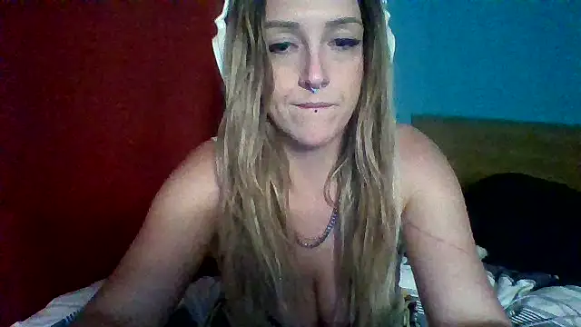 cutiekayls online show from 07-14-26, 09:47