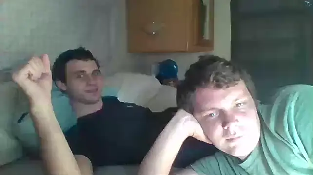 Snapshot of DeafGuyProud389 chatting on 11-10-25, 05:34 DeafGuyProud389 online show from 11-10-25, 05:34