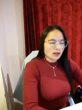 Daliz Leon online show from 11-19-25, 12:43