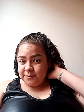 Snapshot of Miss_Adriana01 chatting on 10-27-25, 07:29 Miss Adriana01 online show from 10-27-25, 07:29