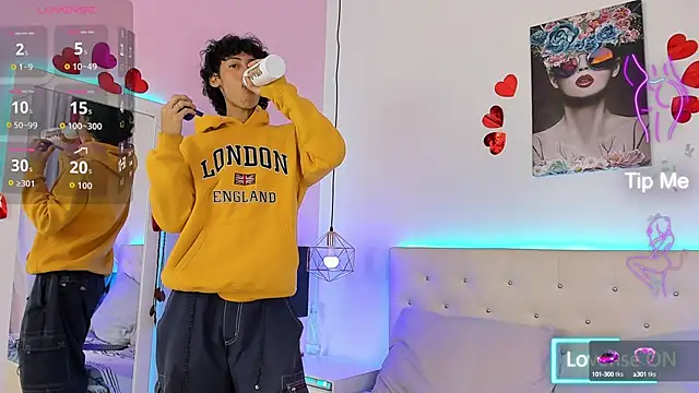 Snapshot of Thedoll_ethan7 chatting on 10-07-25, 07:55 Thedoll ethan7 online show from 10-07-25, 07:55