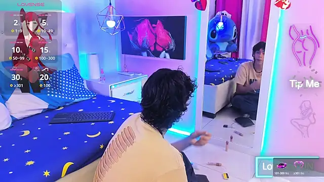 Snapshot of Thedoll_ethan7 chatting on 11-01-25, 04:31 Thedoll ethan7 online show from 11-01-25, 04:31