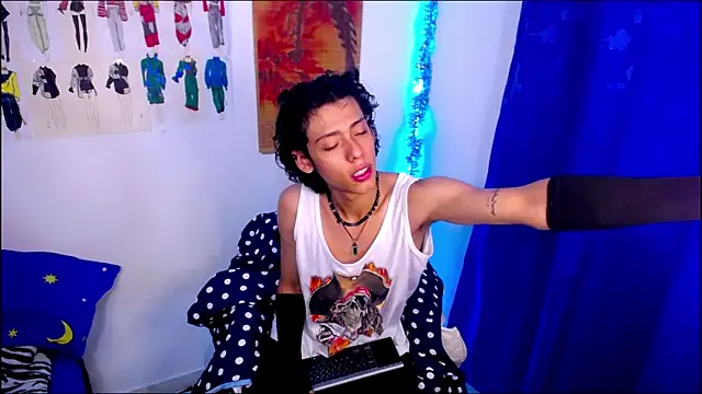 Snapshot of Thedoll_ethan7 chatting on 11-22-25, 09:58 Thedoll ethan7 online show from 11-22-25, 09:58