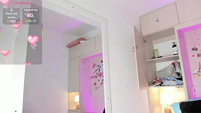 Stefannyevans  online show from 11-11-25, 12:16