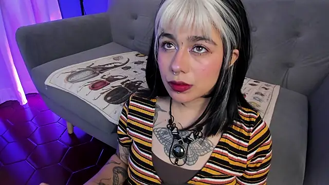 flower smith  online show from 03-23-26, 11:58