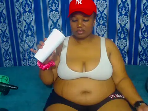 JUICEYLIPS333 online show from 11-04-25, 03:55