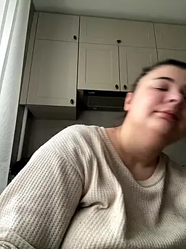 AliceCurlyX online show from 01-09-26, 08:17