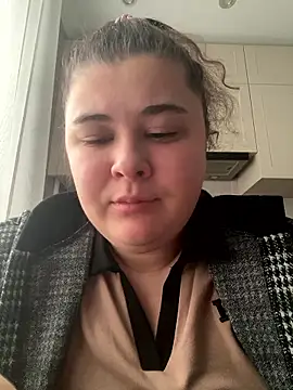 AliceCurlyX online show from 01-13-26, 01:38