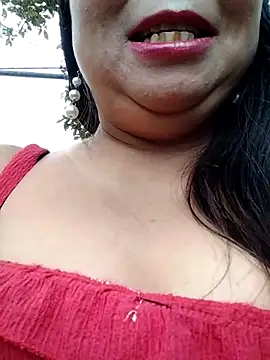 Snapshot of lusy-00 chatting on 07-14-26, 02:05 lusy-00 online show from 07-14-26, 02:05