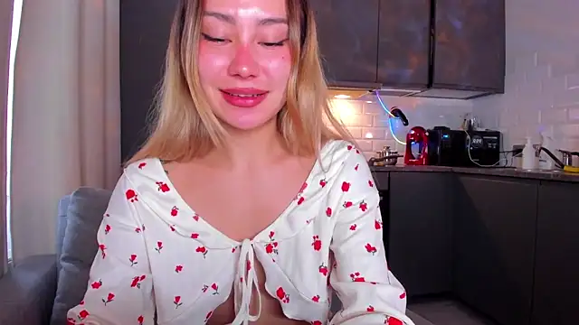 baobei03 online show from 10-23-25, 12:15