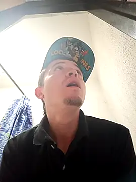 Loquendo2201 online show from 10-12-25, 05:56