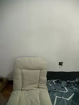 jingjing005 online show from 02-07-26, 08:40