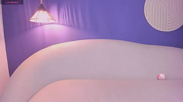 Snapshot of Lunita_naughty chatting on 06-13-26, 03:32 Lunita naughty online show from 06-13-26, 03:32