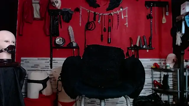 Miss Mirandaa online show from 05-12-26, 04:37